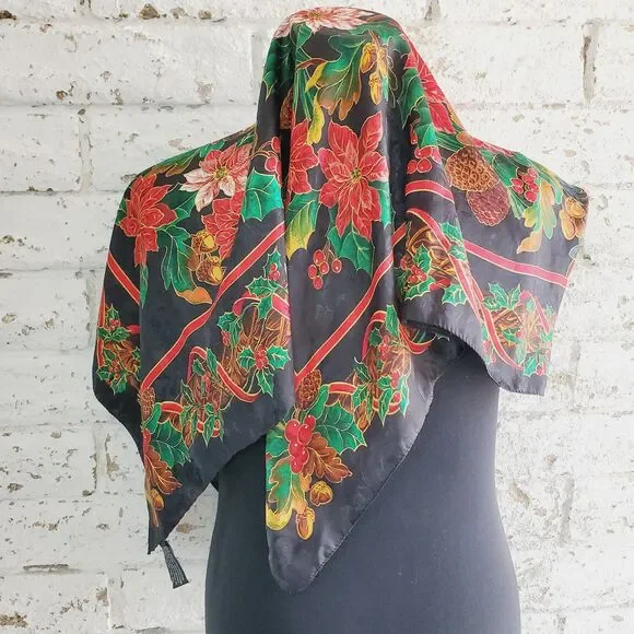 VTG Womens Christmas Scarf Poinsettia Acorn Red Green Holiday Scarves - Picture 2 of 7